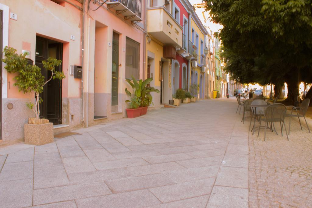 Appartamento Rosso Buoni E Cattivi Cagliari Cameră foto
